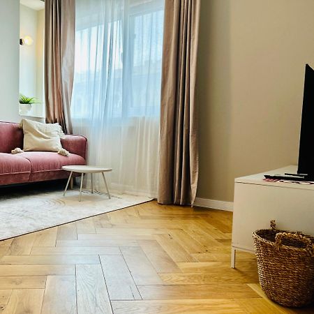 בוקרשט Ultracentral Lux Boutique 1Br Ap Near Subway מראה חיצוני תמונה