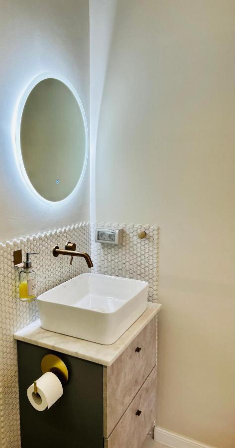 בוקרשט Ultracentral Lux Boutique 1Br Ap Near Subway מראה חיצוני תמונה